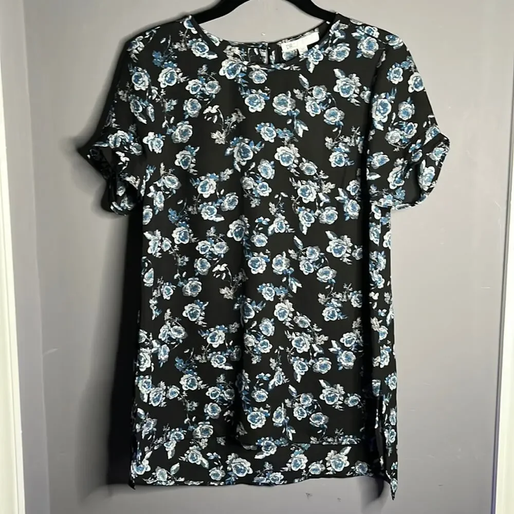 DR2 Black and Blue Floral Short Sleeve Blouse Size XS - Picture 2 of 9